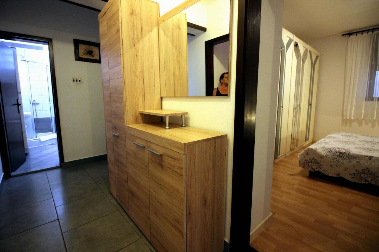 Apartment Leana Селце Екстер'єр фото