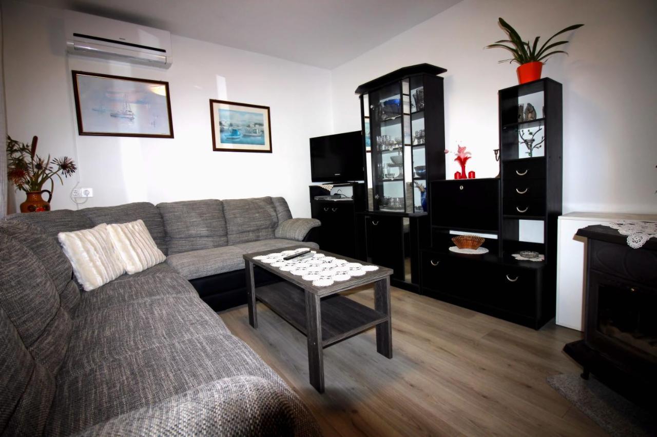 Apartment Leana Селце Екстер'єр фото