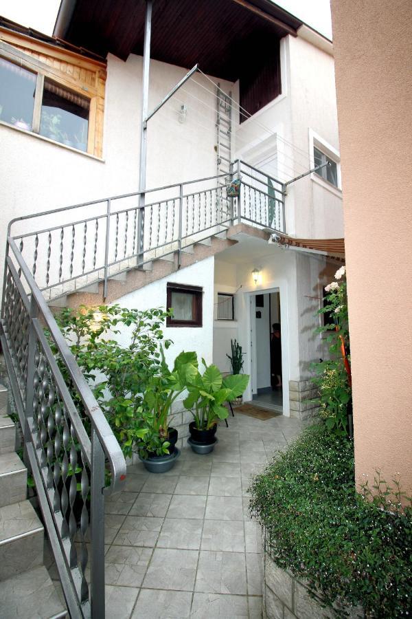Apartment Leana Селце Екстер'єр фото